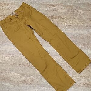 LEGENDARY XIOS MODERN FIT KHAKIS SIZE 32X34